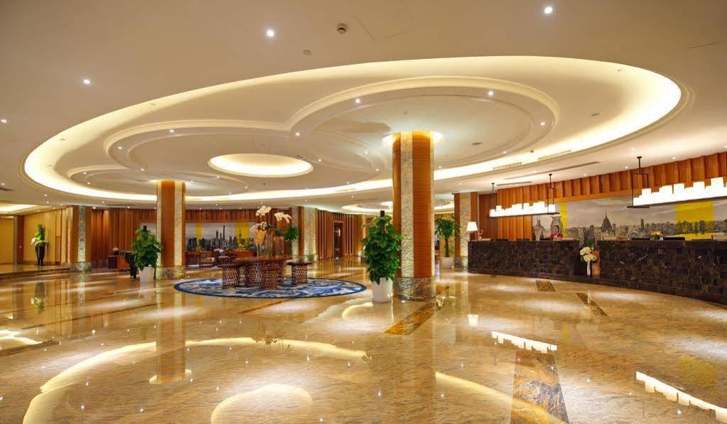 Ramada Shanghai East-Pudong International Airport Eksteriør bilde