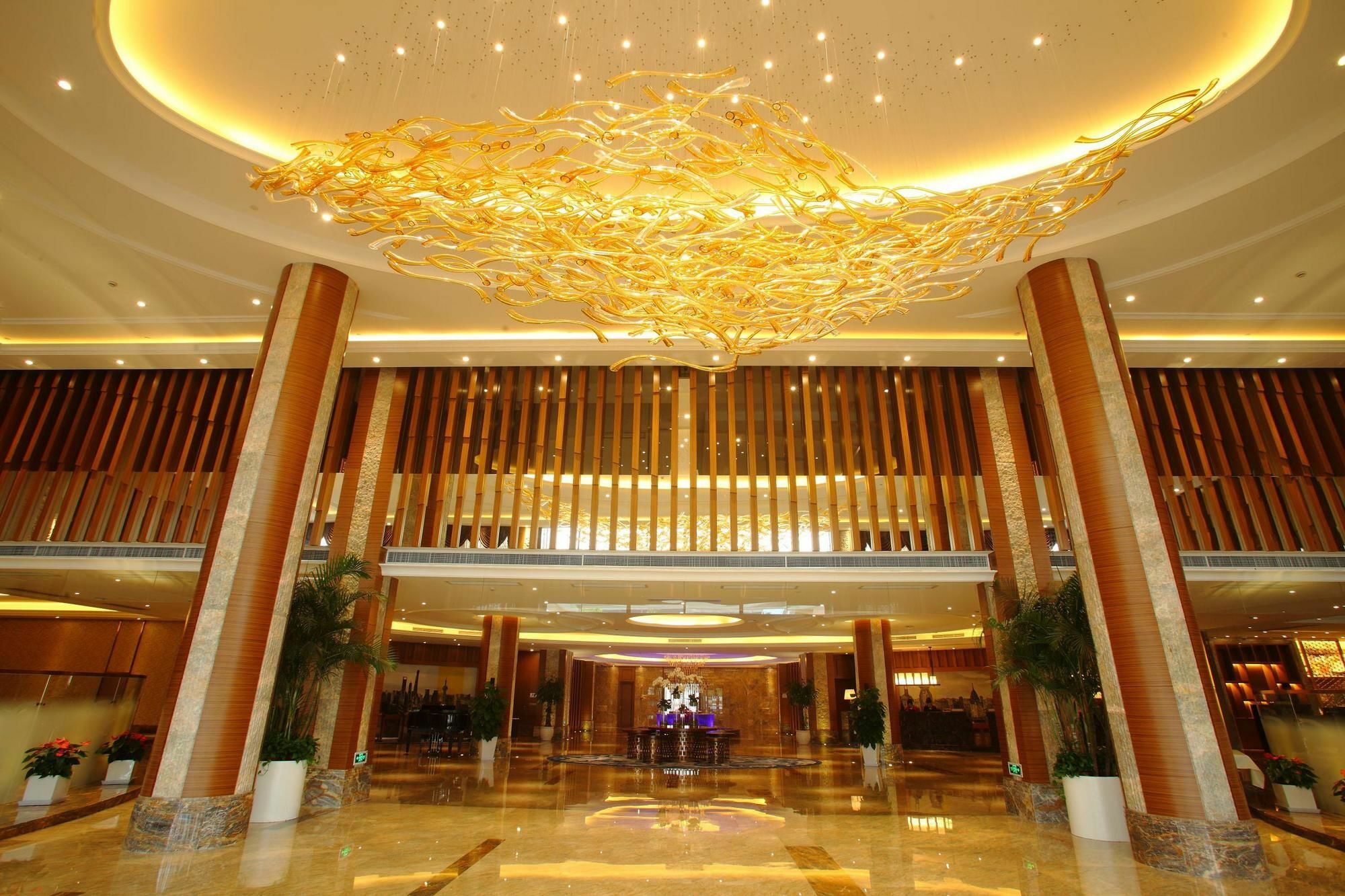 Ramada Shanghai East-Pudong International Airport Eksteriør bilde